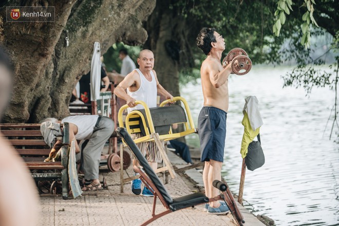 CLB Sắt rỉ Hồ Gươm và câu chuyện tập thể dục như một niềm vui bị nghiện - Ảnh 10.