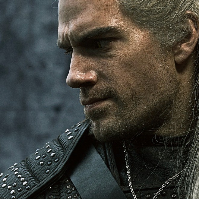 Chán làm siêu nhân, Henry Cavill chuyển sang bắt nạt quái vật trong The Witcher - Ảnh 2.