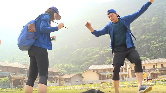 Cuộc đua kỳ th&uacute; 2019: Minh Triệu gọi Kỳ Duy&ecirc;n l&agrave; anh? Quốc Thi&ecirc;n g&acirc;y ch&uacute; &yacute; với đ&ocirc;i m&ocirc;i b&oacute;ng nhẫy - Ảnh 5.