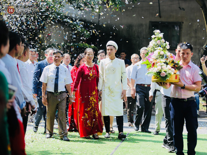 Bùi Tiến Dũng hát Nắm lấy tay anh đầy ngọt ngào, khép lại lễ ăn hỏi hoành tráng - Ảnh 9.