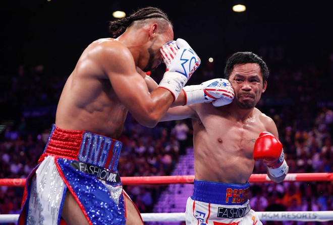 Huyền thoại Manny Pacquiao đánh như lên đồng ở tuổi 40, làm nhà vô địch bất bại người Mỹ phải câm lặng - Ảnh 8.
