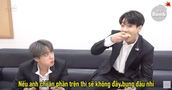 Xem anh cả Jin dạy Jungkook (BTS) ăn pizza: ăn không ngon là thiếu tôn trọng pizza đó! - Ảnh 5.