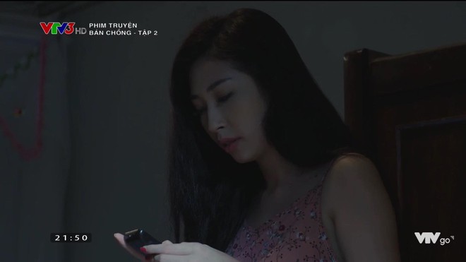 Drama cú lừa như phim Việt: Nữ chính bị đánh thuốc mê rồi tự đi bộ về nhà ngay trong tập 2 Bán Chồng - Ảnh 15.
