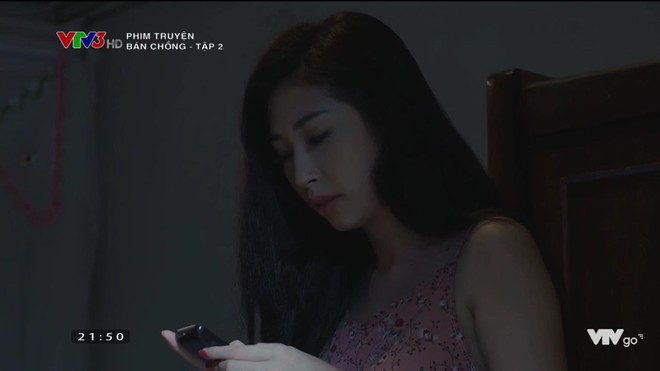 Drama c&uacute; lừa như phim Việt: Nữ ch&iacute;nh bị đ&aacute;nh thuốc m&ecirc; rồi tự đi bộ về nh&agrave; ngay trong tập 2 B&aacute;n Chồng - Ảnh 15.