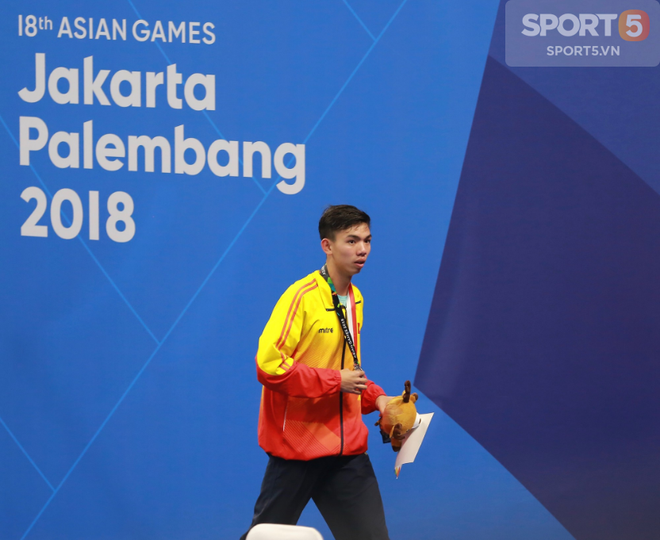 Hot boy bơi lội Huy Hoàng giành tấm vé dự Olympic 2020 đầu tiên của Việt Nam - Ảnh 3.