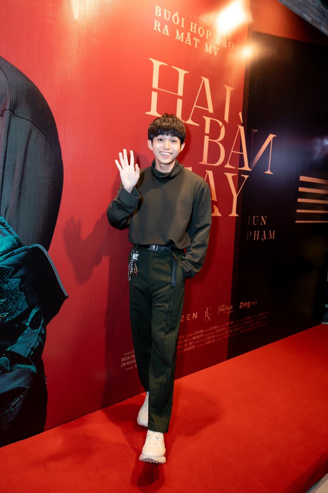 Vào vai nữ chính trong MV mới của Jun Phạm, BB Trần khiến khán giả té ngửa với màn lật mặt lầy lội - Ảnh 6.