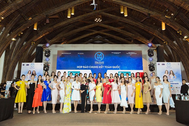 Họp báo chung kết Miss World Việt Nam 2019: Mỹ Linh - Tiểu Vy rạng rỡ đọ sắc, công bố cận cảnh vương miện 3 tỷ đồng - Ảnh 9.