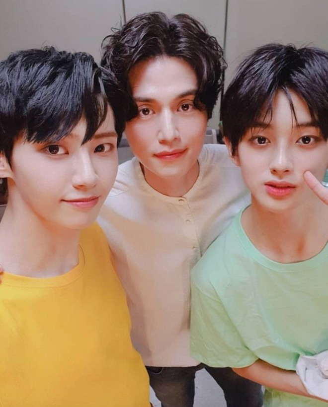 Tài tử ăn thịt Đường Tăng Lee Dong Wook: Selfie với thí sinh Produce X mà không ai nhận ra cách biệt 15 tuổi - Ảnh 1.