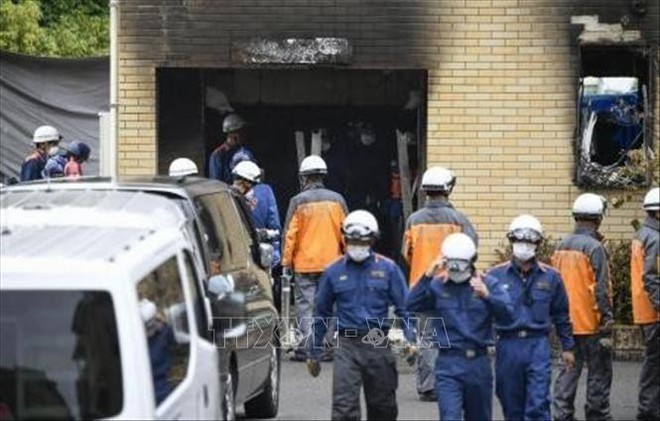Khám xét nhà nghi phạm phóng hỏa xưởng phim khiến 34 người thiệt mạng - Ảnh 1.