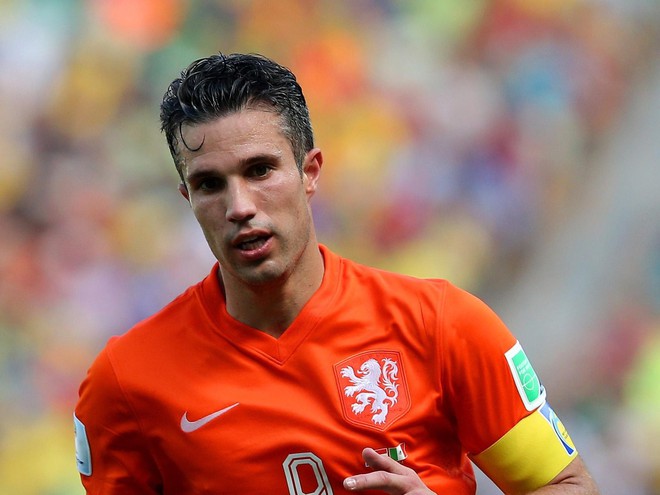 Tái xuất trở lại kể từ khi giải nghệ, cựu cầu thủ điển trai Van Persie khiến các fan ngỡ ngàng bởi diện mạo già nua nhanh chóng ở tuổi 35 - Ảnh 7.