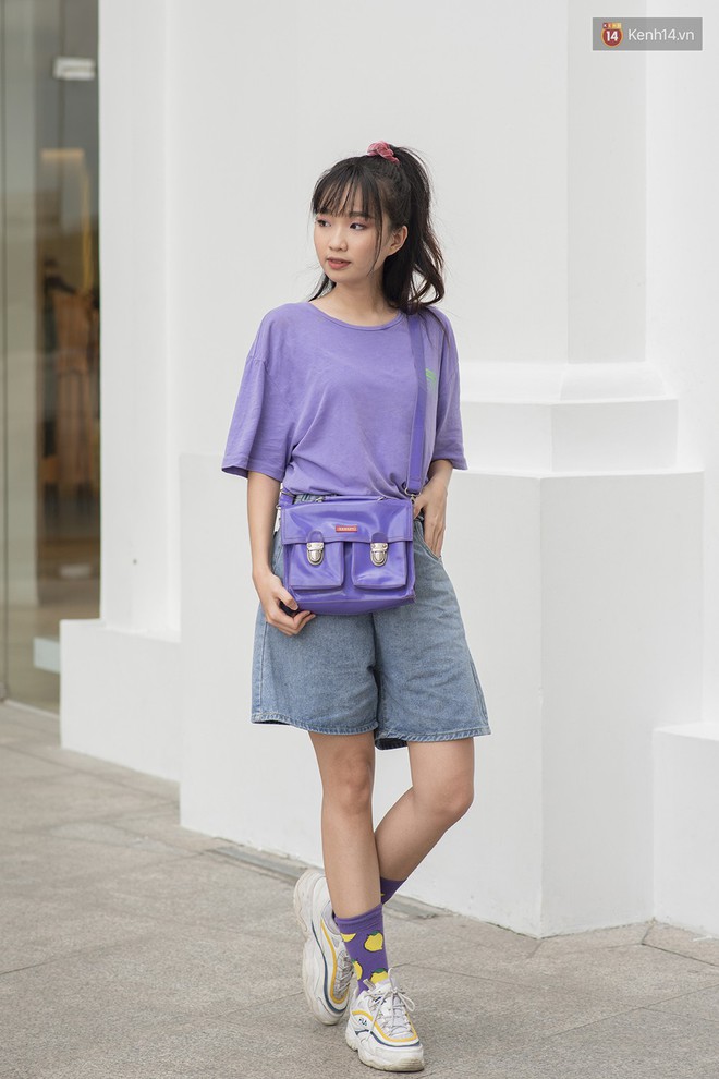 Street style 2 miền: các bạn trẻ mê mệt màu tím, quẩy được hàng loạt cây đồ xinh lịm tim  - Ảnh 5.