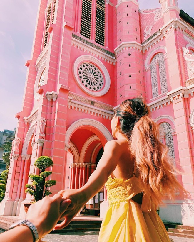 Nhà thờ màu hồng này sắp soán ngôi phố đi bộ và chung cư cà phê để trở thành địa điểm được chụp ảnh nhiều nhất ở Sài Gòn đấy! - Ảnh 21.