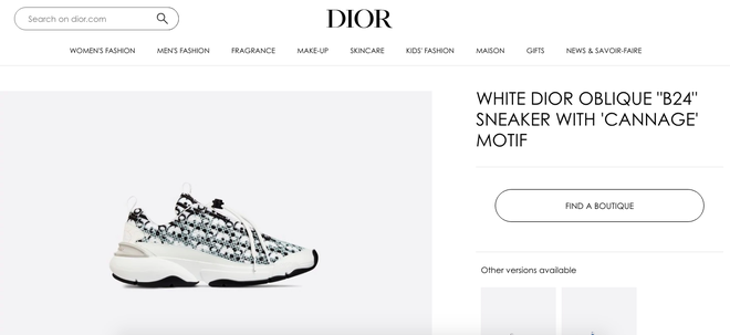 Sky Tour tại Tp.HCM: Sơn T&ugrave;ng chỉ diện đ&uacute;ng 2 bộ, nhưng bộ n&agrave;o quy ra tiền đếm cũng mỏi cả tay! - Ảnh 10.