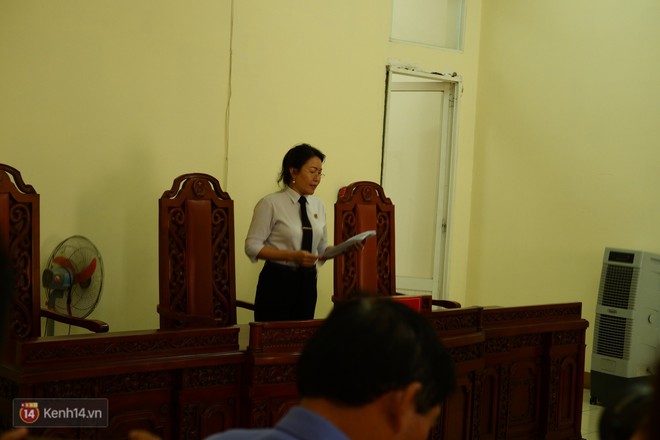 Ông Đặng Lê Nguyên Vũ và bà Diệp Thảo vắng mặt trong phiên họp giải quyết tranh chấp quyền đại diện công ty hoà tan Trung Nguyên - Ảnh 4.
