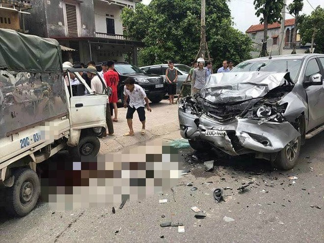 Thái Nguyên: Hai xe ô tô đấu đầu trực diện, một tài xế tử vong - Ảnh 1.