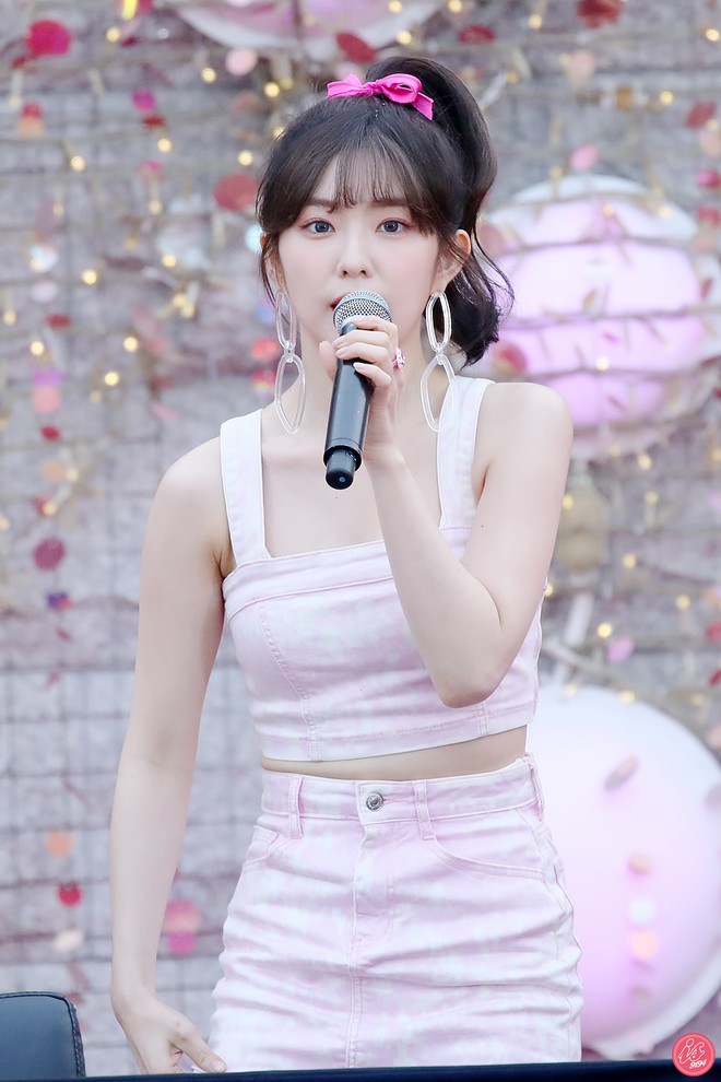 Đẹp như b&uacute;p b&ecirc; sống trong loạt ảnh mới nhất, ai ngờ nữ thần đẹp nhất nh&agrave; SM đ&atilde; bước sang độ tuổi U30? - Ảnh 1.