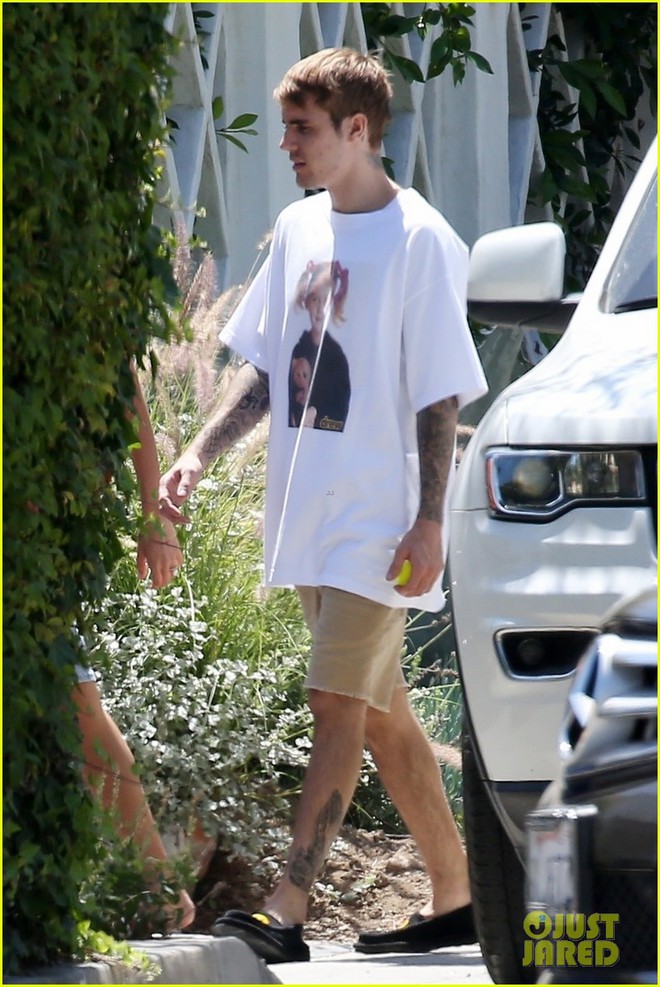 Vợ chồng Justin Bieber lần đầu lộ diện sau liên hoàn phốt chấn động Hollywood: Bơ phờ, Hailey gây chú ý hơn cả - Ảnh 3.