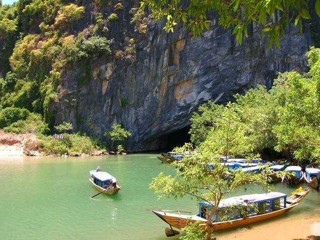 Quảng Bình tổ chức Lễ hội hang động 2019, khai trương dịch vụ bay ngắm cảnh Phong Nha - Kẻ Bàng - Ảnh 2.