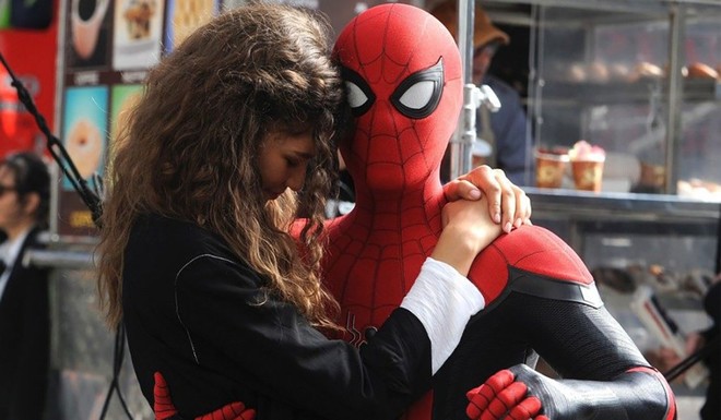 Spider-man: Far From Home – Mê Nhện Tom Holland và mệt vì Jake Gyllenhaal - Ảnh 8.