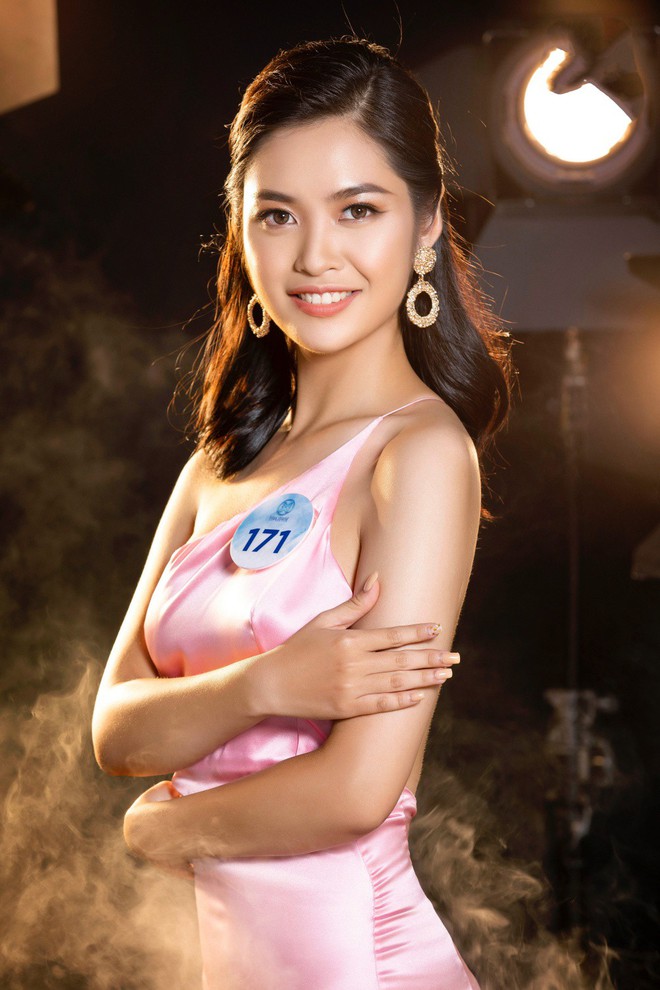 Cận cảnh sắc vóc thí sinh Miss World Việt miền Bắc: Hội chân dài 10x áp đảo, 2 nữ sinh 2001 hứa hẹn bùng nổ - Ảnh 10.