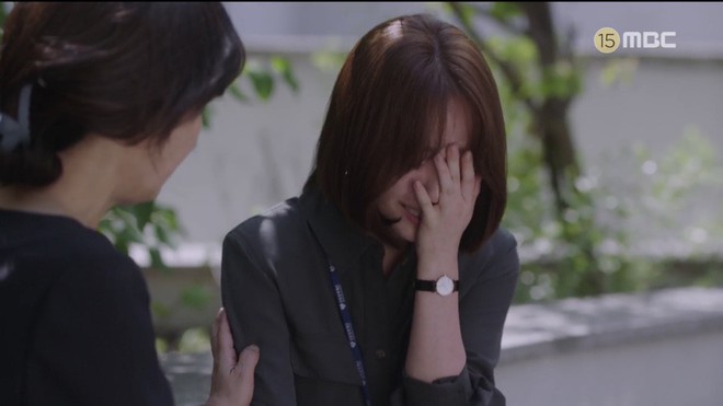 Hậu dằn mặt tình cũ, Han Ji Min chớp thời cơ cầu hôn luôn phi công Jung Hae In trong Đêm Xuân tập 13 - Ảnh 9.
