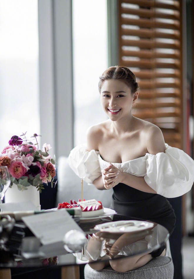 C&acirc;u chuyện g&acirc;y b&atilde;o Weibo: &Aacute;i nữ đẹp nhất gia tộc casino Macau chịu thay đổi m&igrave;nh v&igrave; t&igrave;nh y&ecirc;u với mỹ nam Sở Kiều Truyện - Ảnh 4.