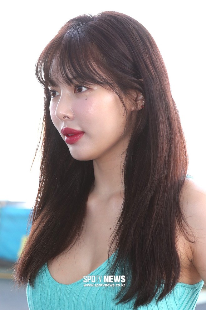 Dàn idol gây bão sân bay Hàn: Hyuna môi vều chiếm trọn spotlight, Taeyeon như búp bê sống lấn át quân đoàn mỹ nhân - Ảnh 5.