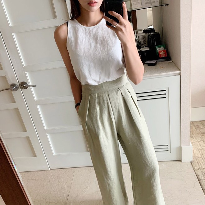 V&igrave; h&egrave; kh&ocirc;ng thể thiếu &aacute;o hai d&acirc;y, bạn sẽ kh&oacute; m&agrave; l&agrave;m ngơ trước 15 &yacute; tưởng s&agrave;nh điệu tuyệt đối n&agrave;y - Ảnh 12.