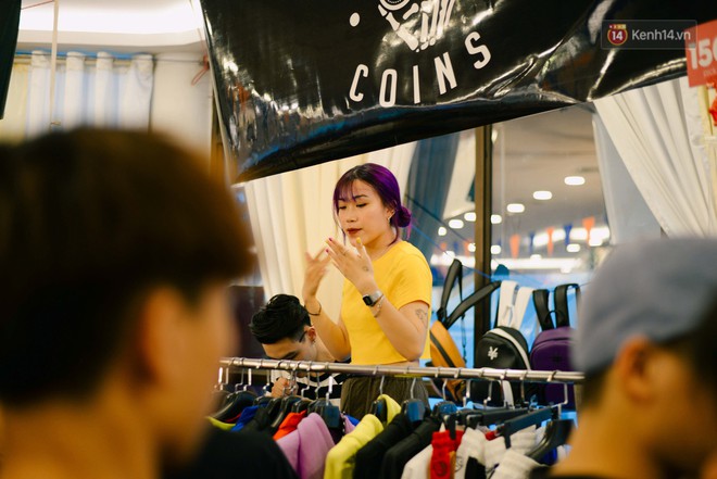 Trời Hà Nội có nắng nóng thì cũng chẳng nhiệt bằng không khí mua sắm, vui chơi của giới trẻ tại kì hội chợ The New District trong cuối tuần này - Ảnh 9.