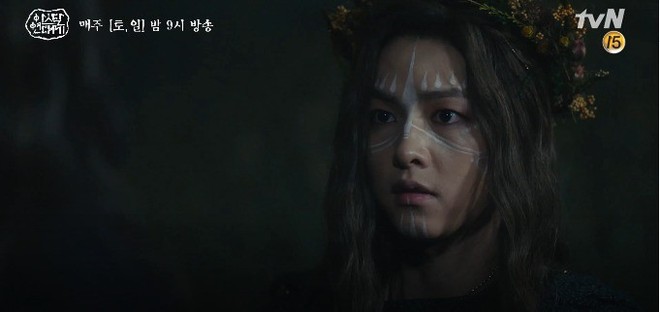 Tình cha con tương tàn: Song Joong Ki và Jang Dong Gun đối đầu siêu gắt trong Arthdal Niên Sử Kí tập 11 - Ảnh 14.