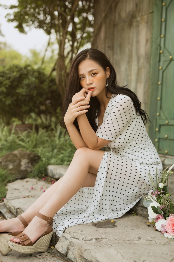 Chẳng cần ai soi, Thu Quỳnh tự đăng ảnh tiết lộ khuyết điểm tr&ecirc;n gương mặt, xuất hiện nhiều nếp nhăn v&agrave; bọng mắt ở tuổi 30  - Ảnh 3.