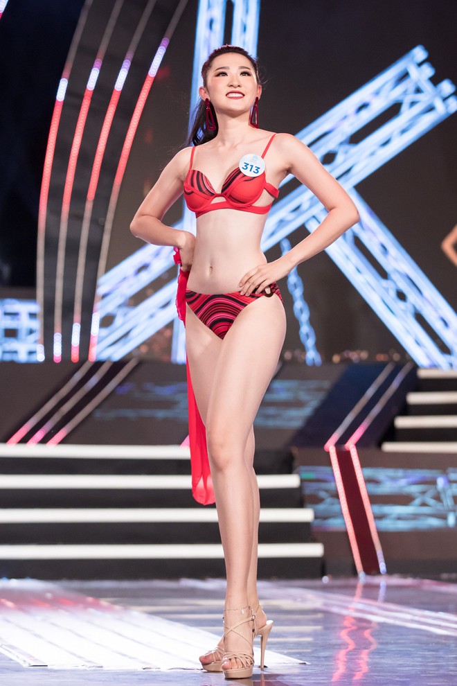 Cận cảnh hình thể nóng bỏng, bốc lửa của dàn thí sinh Miss World Việt Nam 2019 khu vực phía Bắc - Ảnh 6.