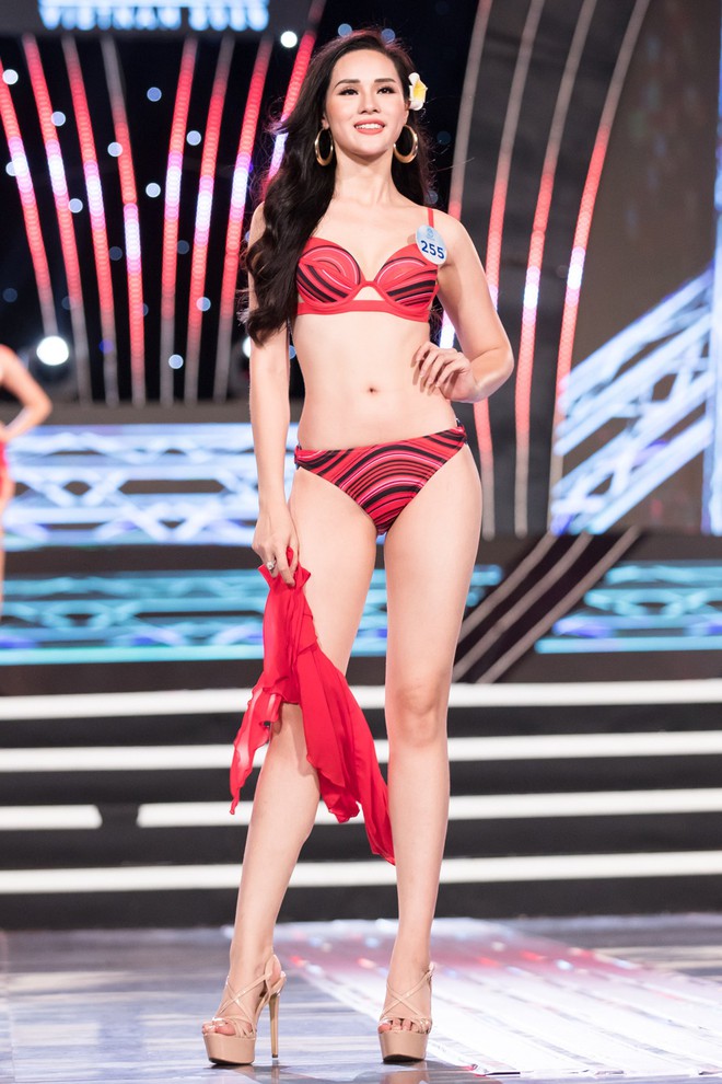 Cận cảnh hình thể nóng bỏng, bốc lửa của dàn thí sinh Miss World Việt Nam 2019 khu vực phía Bắc - Ảnh 18.