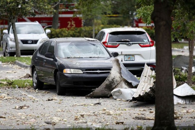  Mỹ: Nổ kinh ho&agrave;ng tại trung t&acirc;m thương mại, 21 người bị thương  - Ảnh 6.