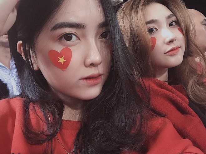 Kể nhanh chuyện tình yêu của Chinh Đen và Mai Hà Trang: Bị fan tóm cảnh hẹn hò, lộ ảnh về ra mắt gia đình và quyết định công khai - Ảnh 7.