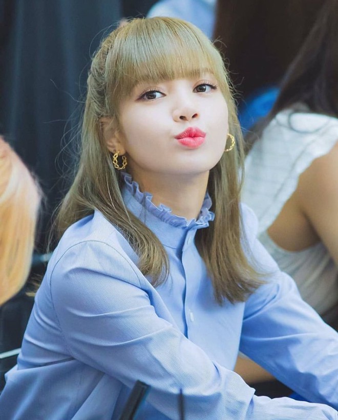 PIC] LISA TẠI... - Eternal Lisa - BlackPink LISA 리사 Vietnam | Facebook