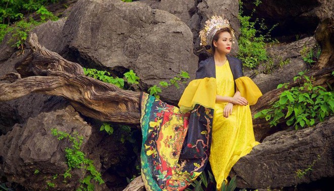 3 lần Hoàng Thùy Linh mang trang phục đậm văn hóa Việt vào MV: Đẹp mộng mị khiến người xem mãn nhãn - Ảnh 11.