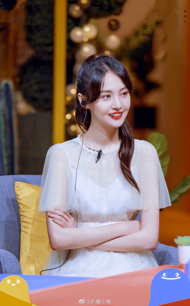 Những thay đổi bất ngờ của Trịnh Sảng hẹn h&ograve; với bạn trai bị netizen l&ecirc;n &aacute;n: Tăng c&acirc;n v&ugrave;n vụt, t&iacute;nh c&aacute;ch kh&aacute;c biệt - Ảnh 3.