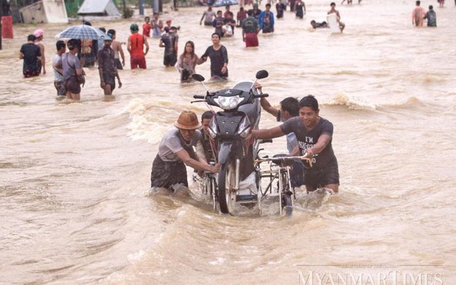 Ít nhất 41 người chết do lũ lụt và lở đất ở Myanmar - Ảnh 1.