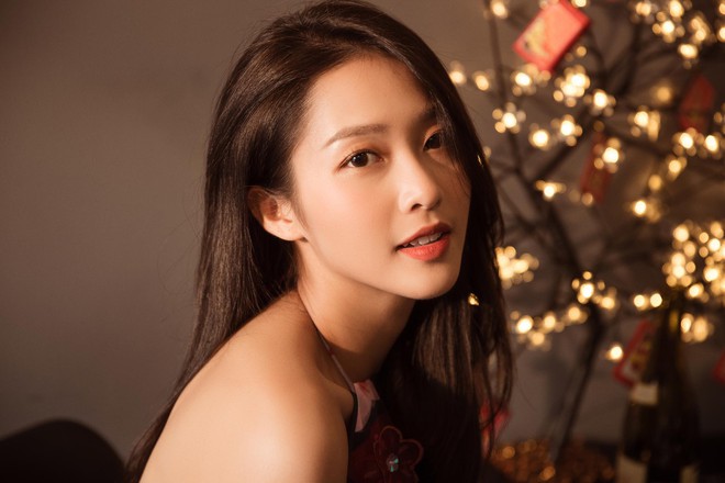 Thiếu son phấn chẳng là gì với Khả Ngân vì mặt mộc đã đạt tới độ căng bóng như ảnh quảng cáo - Ảnh 1. Thiếu son phấn chẳng là gì với Khả Ngân vì mặt mộc đã đạt tới độ căng bóng như ảnh quảng cáo - Ảnh 1.