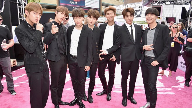 Teen Choice Awards 2019: BTS đại thắng, BLACKPINK, Red Velvet đều rinh cúp nhưng nghệ sĩ tạo dấu ấn lại là MONSTA X - Ảnh 3.