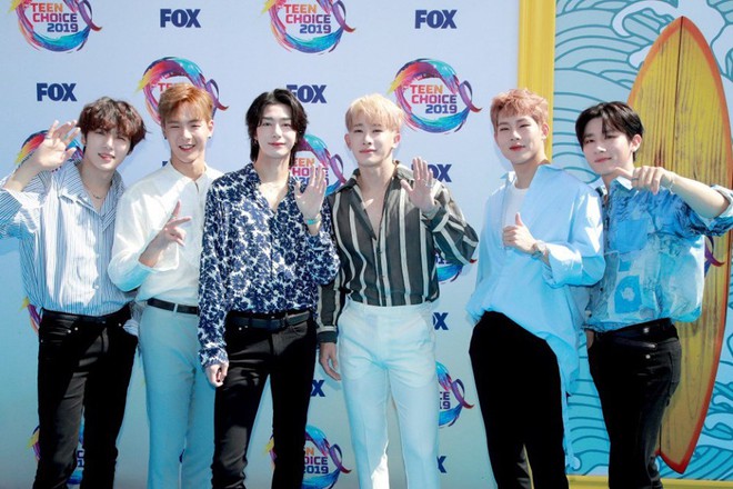 Teen Choice Awards 2019: BTS đại thắng, BLACKPINK, Red Velvet đều rinh cúp nhưng nghệ sĩ tạo dấu ấn lại là MONSTA X - Ảnh 1.