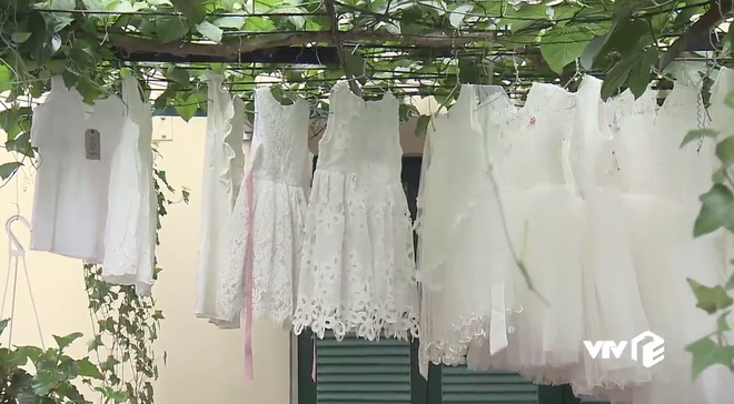 Điều đẹp nhất Về Nhà Đi Con TẬP CUỐI chính là ý nghĩa thật sự của 13 chiếc váy trắng bố Sơn giữ bí mật suốt 85 tập! - Ảnh 1.