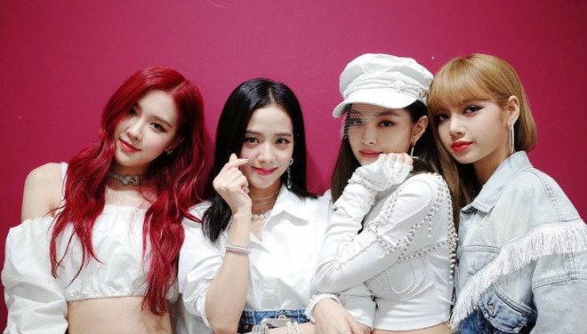 BLACKPINK là một nhóm nhạc nổi tiếng đến từ Hàn Quốc và sở hữu kênh Youtube được nhiều người yêu thích. Nếu bạn muốn tìm kiếm những video chất lượng và điều hòa tâm trí thì không nên bỏ qua kênh Youtube của BLACKPINK, với số lượt view đáng kinh ngạc.