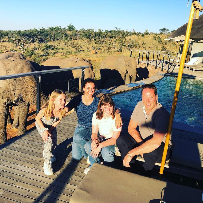 Dân mạng khóc thét với trải nghiệm tắm cùng voi trong bể bơi khách sạn 5 sao ở Nam Phi, mới nghe đã muốn chạy 8 hướng! - Ảnh 16.