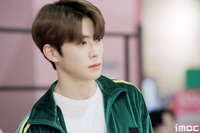 Những khoảnh khắc khoe sắc g&acirc;y b&atilde;o tại Đại hội thể thao idol: Người vụt s&aacute;ng sau 1 đ&ecirc;m, kẻ bị n&eacute;m đ&aacute; v&igrave; xuống sắc - Ảnh 29.