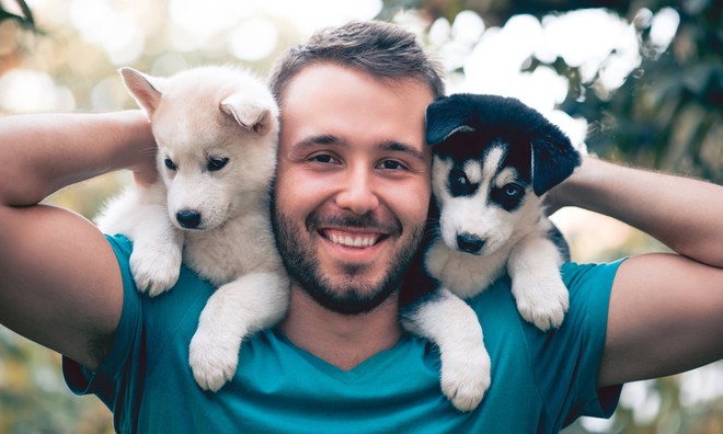 Nghiên cứu cho thấy: Hơn 25% đàn ông để avatar có chó thường hay thả thính thiu - Ảnh 1.