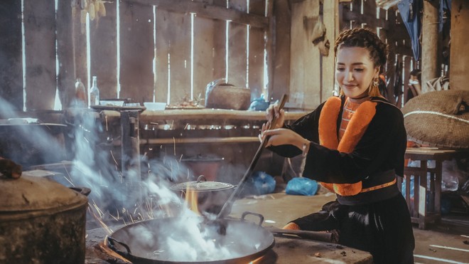 Nhìn vào âm nhạc của Hoàng Thùy Linh, Bích Phương, Chi Pu...: Khai thác văn hóa truyền thống liệu có phải là một công thức tạo hit mới? - Ảnh 9.