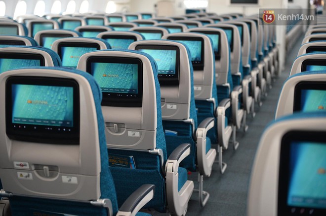 Cận cảnh si&ecirc;u m&aacute;y bay Boeing 787-10 lớn nhất Việt Nam vừa đ&aacute;p xuống Nội B&agrave;i - Ảnh 12.