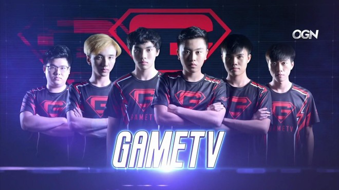 ZD Esports đi hát hò ăn mừng chiến thắng, nhưng sự xuất hiện của Bé Chanh mới là tâm điểm chú ý - Ảnh 4.